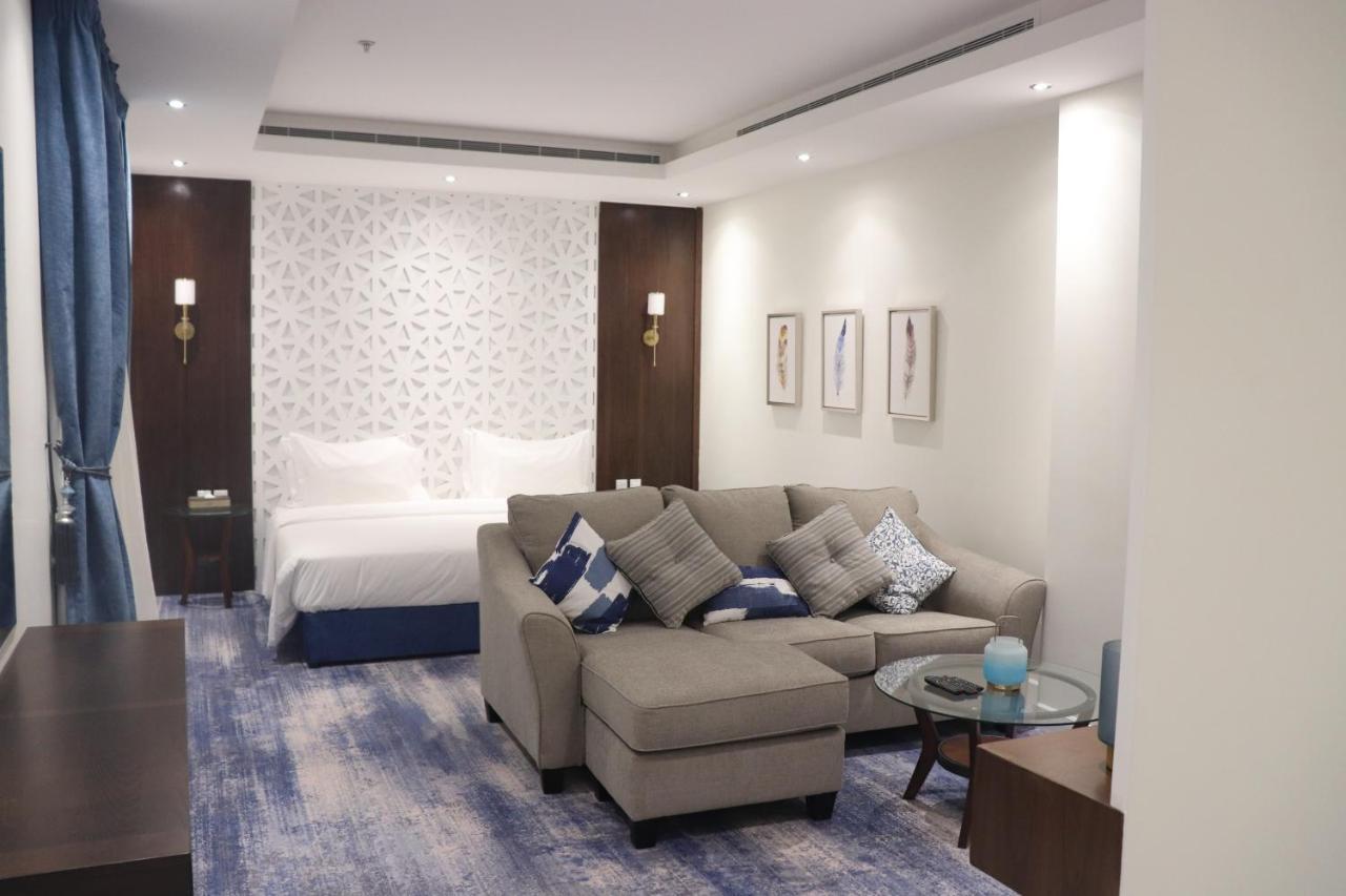 Thwary 3* Riyadh